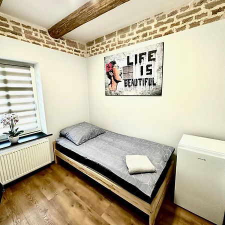 Ferienwohnung Marianowka Legnica Exterior foto